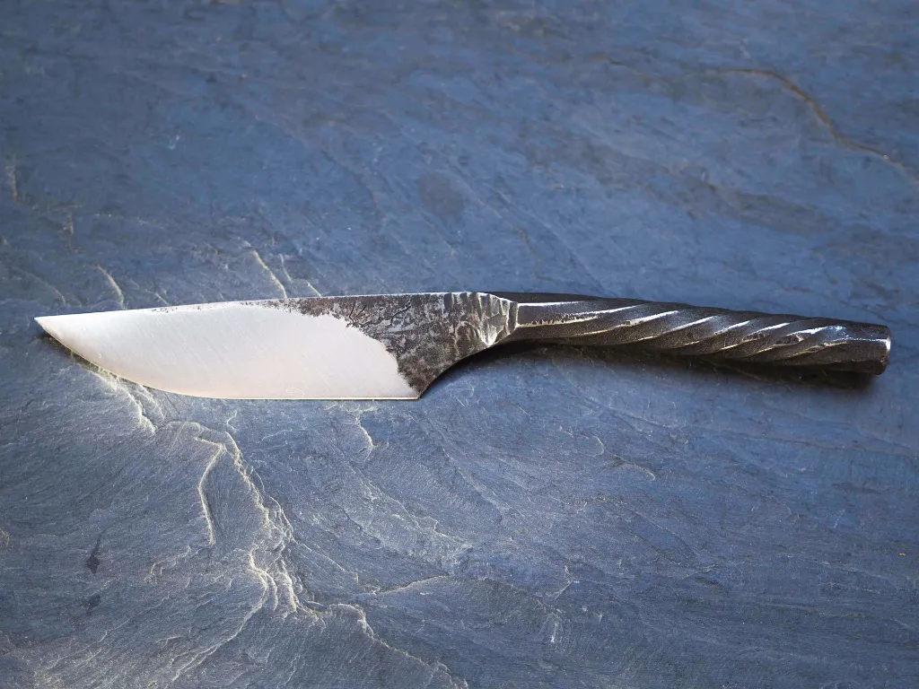 CouteauxForgés.com - Forge du Dragon Blanc.webp